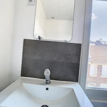 Superbe Studio Tout équipé Centre Ville Wifi 2pers Saint-Quentin (Aisne)
